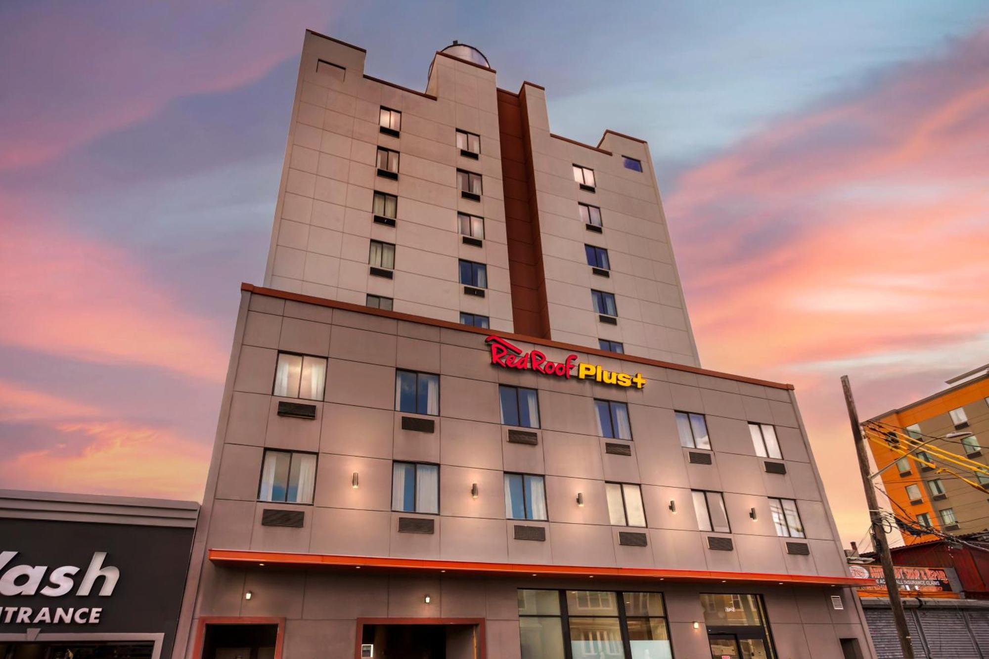 Red Roof Inn Plus Jamaica, Ny - Jfk Airport Ню Йорк Екстериор снимка