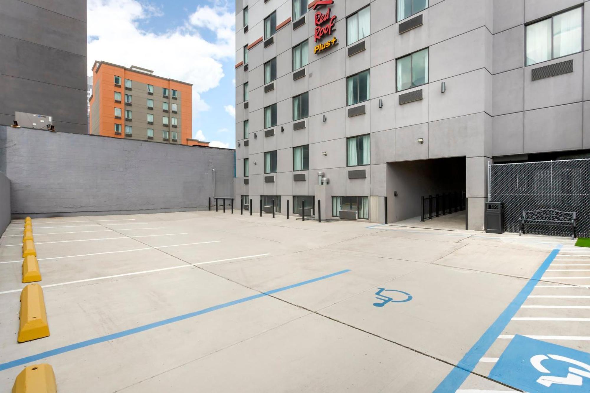 Red Roof Inn Plus Jamaica, Ny - Jfk Airport Ню Йорк Екстериор снимка
